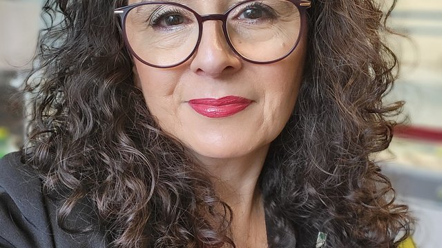 Faculty of Energy and Economic Sciences